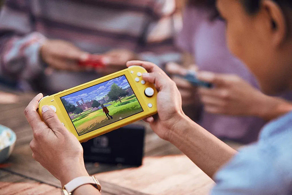 NINTENDO SWITCH LITE - MÀU VÀNG - YELLOW